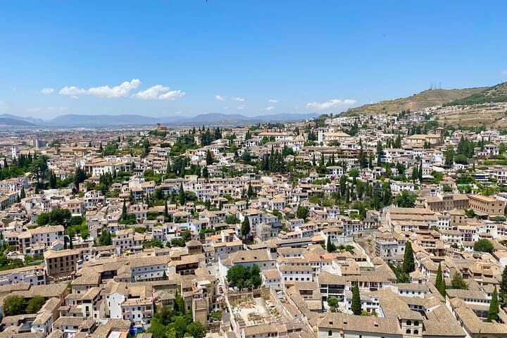 Private Albaicín Walking Tour — Personalized History, Alhambra Views & Arab Baths