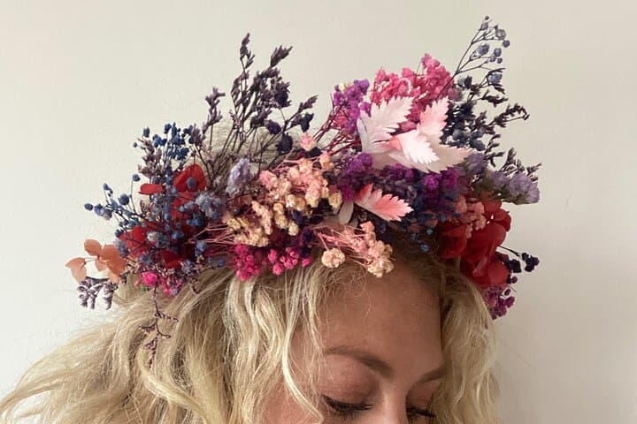Flower Crown and Fizz Workshop in London — Make Your Own Festival Headpiece photo 6