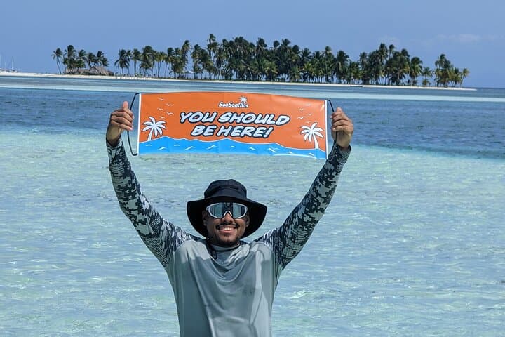 San Blas Day Trip: Snorkel Sunken Ships, Starfish Pools & Kuna Island Beaches photo 3