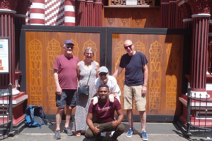 All-Inclusive Colombo Tuk-Tuk City & Shopping Tour (4 Hours) photo 3