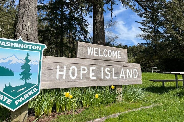 Guided Kayak Tour to Hope Island State Park — South Puget Sound Sea Kayaking from Olympia photo 4