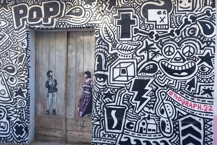 Urban Scavenger Hunt in Lagos: Self-Guided Street Art & City Puzzle Walk photo 3