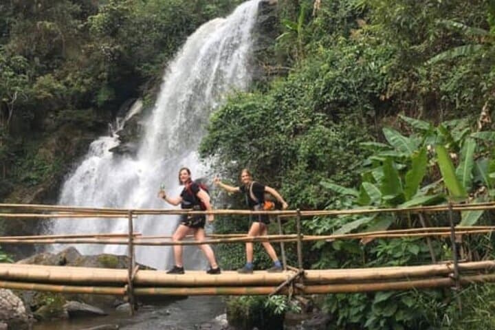Doi Inthanon Day Hike: Pha Dok Siew Waterfall & Twin Pagodas from Chiang Mai