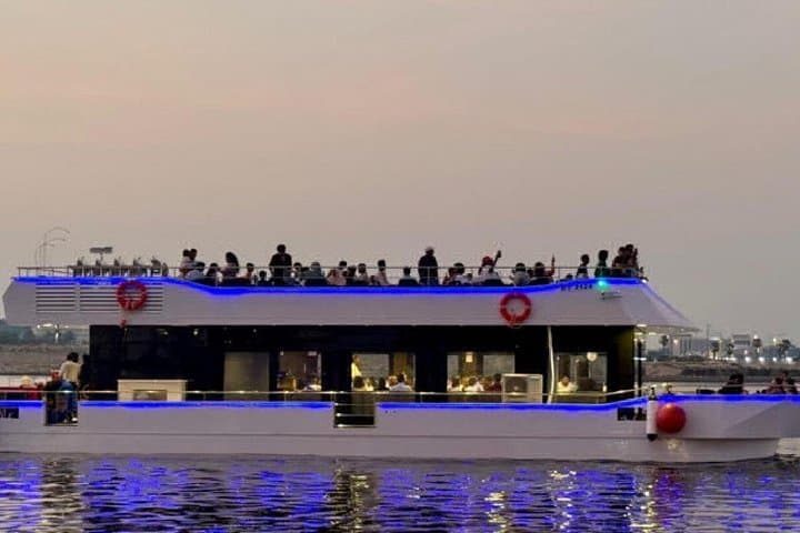 2-Hour Dubai Canal Cruise from Al Jaddaf to Burj Khalifa photo 1