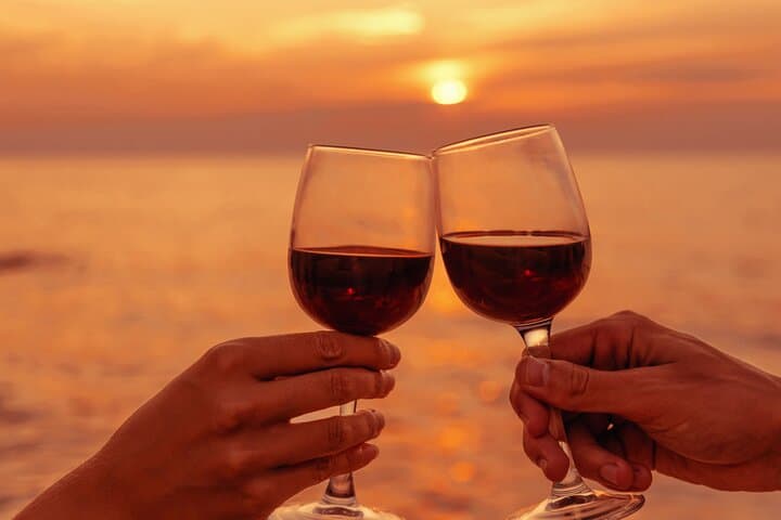 Tahiti Private Sunset Cruise: Sandbank Snorkel, Aperitif & Lagoon Views