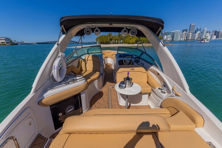 Miami Private Boat Cruise: Island-Hopping, Bayside Sightseeing & Beach Stops