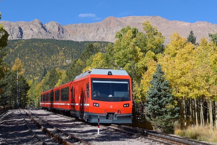 Private Pikes Peak Cog Railway: Manitou Springs & Garden of the Gods Day Tour photo 6