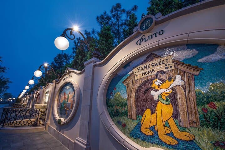 Shanghai Disneyland One-Day Pass: Insider Guide to Rides, Lines & Logistics photo 4