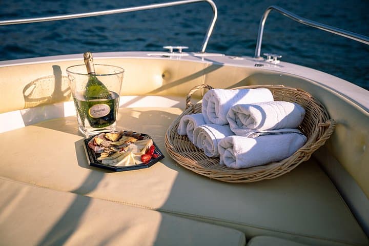 Rent a Boat on Lake Como Without a License — Marinello Fisherman 16 (2-Hour) photo 3