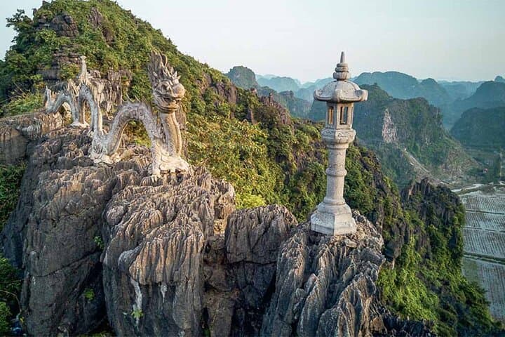 Ninh Binh One-Day: Bai Dinh, Trang An Boat Ride & Mua Cave Summit photo 6