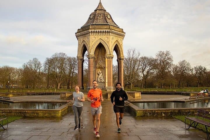 Run London Landmarks: 8K Guided Group Running Tour Along the Thames