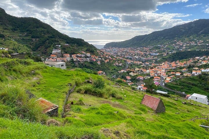 Maroços Mimosa Valley Levada Walk — 6 km Guided Levada Hike from Funchal photo 4