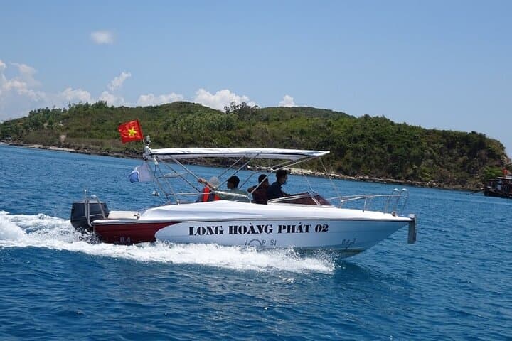 Phu Quoc Island Adventure: Cable Car, Snorkel & Canoe in the An Thoi Archipelago photo 4