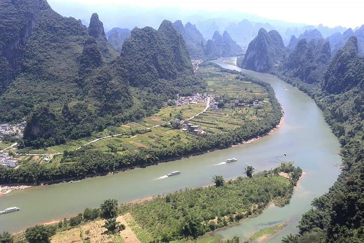 Beijing to Hong Kong: 13-Day China Highlights — Great Wall, Terracotta Army & Li River photo 3