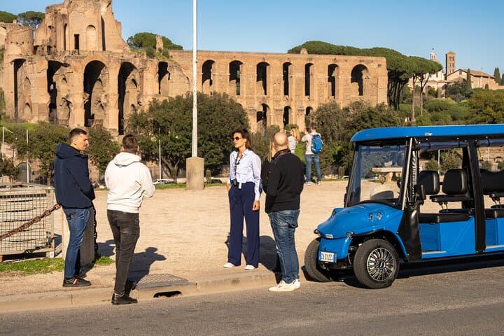 Rome Night Tour by Golf Cart: Prosecco, Gelato & Moonlit Landmarks photo 2