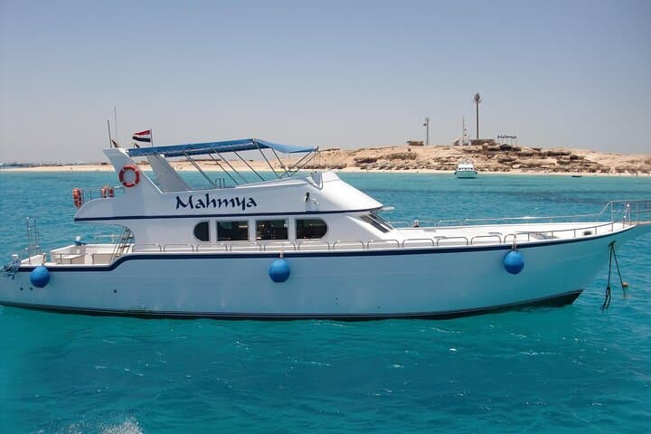 Mahmya Island Day Trip from Soma Bay — Snorkel Sabina Reef & Beach Lunch photo 3
