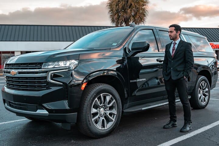 Miami Private Limo & Car Transfers — Airport, Hotel and Event Chauffeur Service photo 2