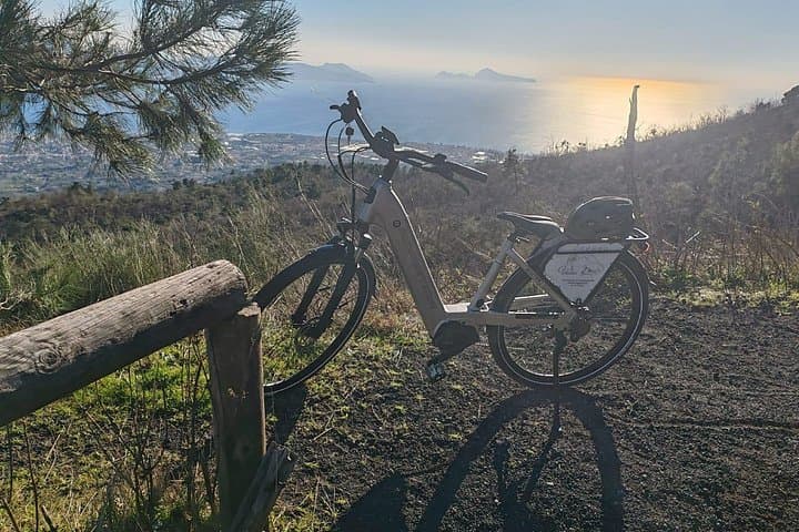 E-Bike and Hike to Mount Vesuvius Crater: Day Tour from Naples photo 1