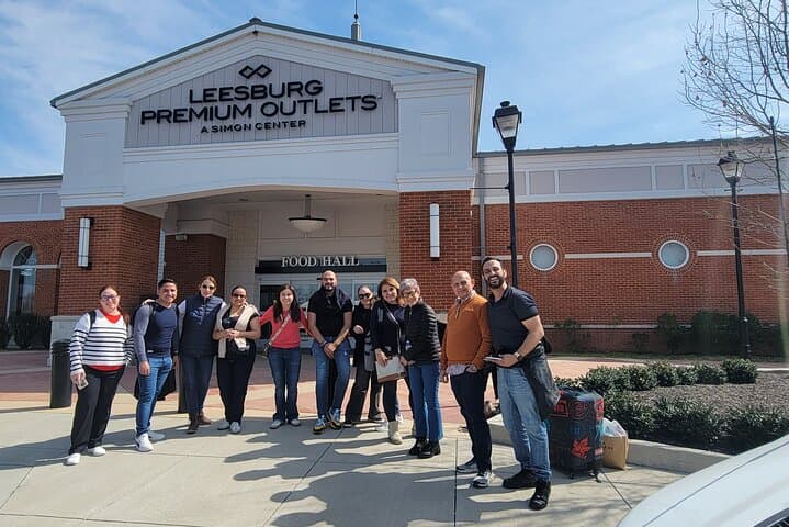 Leesburg Premium Outlets Shopping Tour from Washington DC photo 2