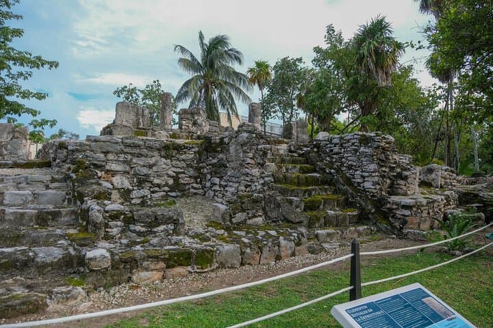 Cancun City Tour: El Meco Ruins, Plaza 28 & Playa Delfines in 5 Hours photo 6