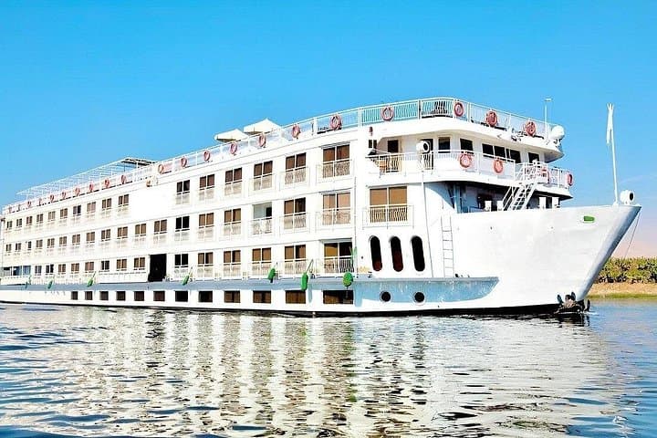 4-Day Nile Cruise from Aswan to Luxor & Abu Simbel — Temples, Tombs and River Views photo 1