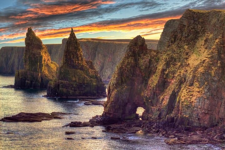Top of the Highlands: John O' Groats Day Tour to Duncansby, Dunnet Head & Castles