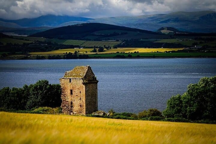Half-Day Black Isle Tour from Inverness — Cromarty, Clootie Well & Glen Ord Distillery photo 1