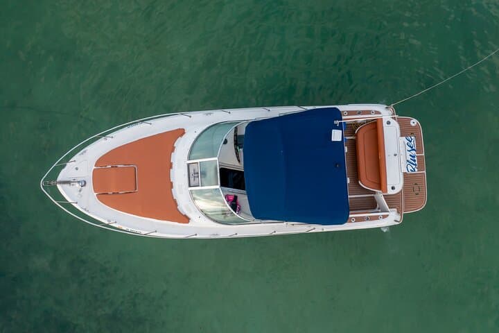 Miami Private Boat Rental: 4-Hour Sea Ray Charter on Biscayne Bay photo 5