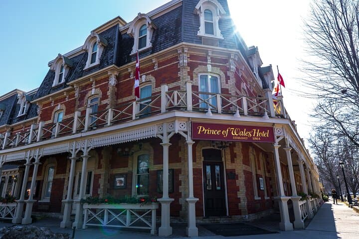 Epic Wine and Waterfall Tour: Niagara Falls to Niagara-on-the-Lake Guide photo 3