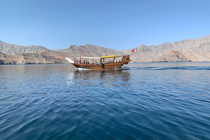 Khasab Musandam Dhow Cruise: Full-Day Fjord Tour with Snorkeling & Lunch photo 3
