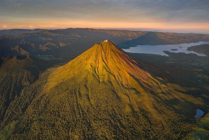 Half-Day Arenal Combo: Waterfall Hike plus Hanging Bridges, Volcano, Safari or Chocolate Tour