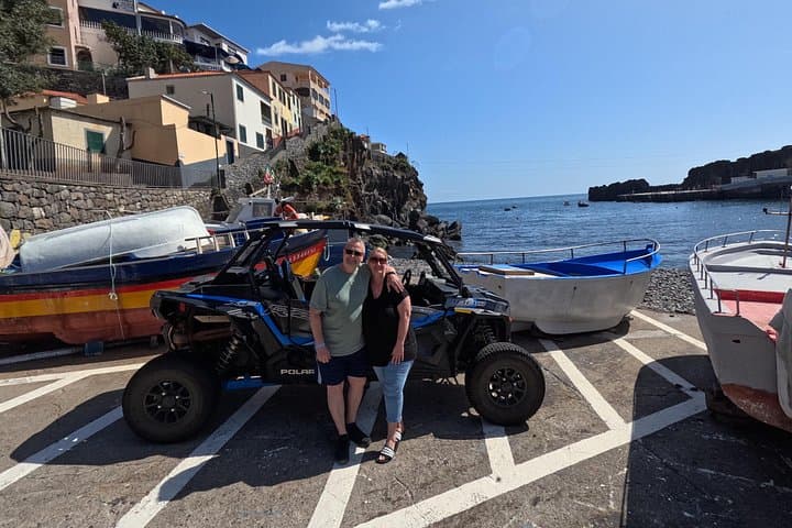 Madeira Buggy Tour to Câmara de Lobos and Cabo Girão Skywalk photo 3