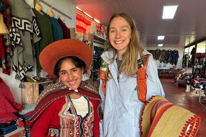 Lunch, Llamas & Textiles Experience at ANDEAN COLORS near Cusco photo 5