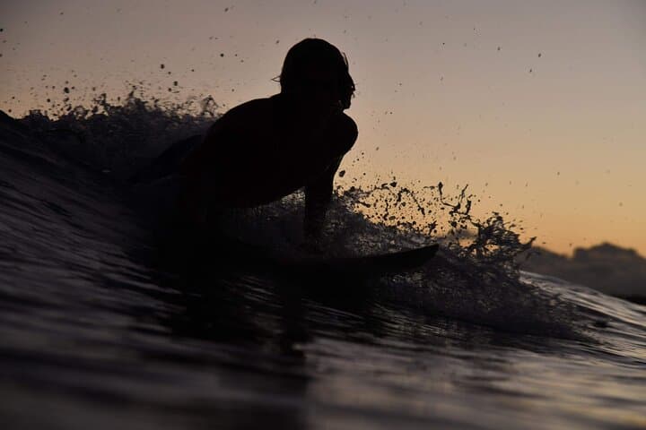 Learn to Surf at Huntington Beach: Beginner-Friendly 75-Minute Lesson photo 2
