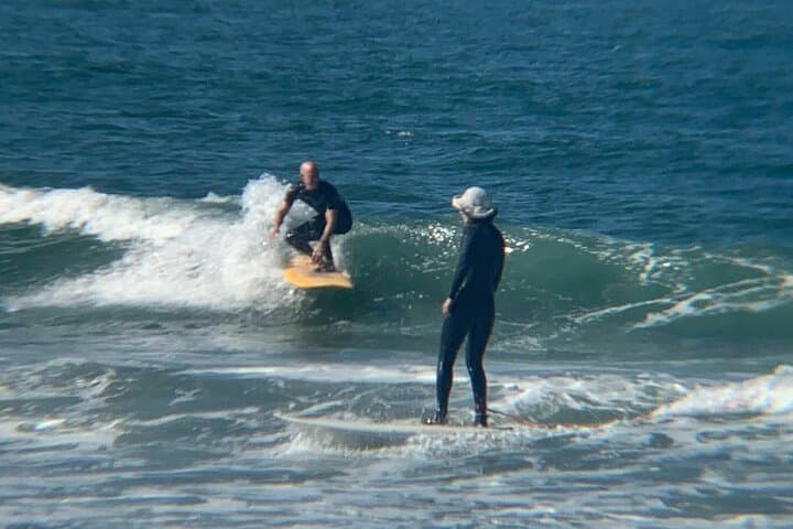 Learn to Surf at Huntington Beach: Beginner-Friendly 75-Minute Lesson photo 3
