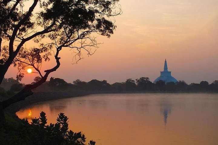 10-Day Sri Lanka Adventure: Culture, Safaris & Coastal Escapes photo 2