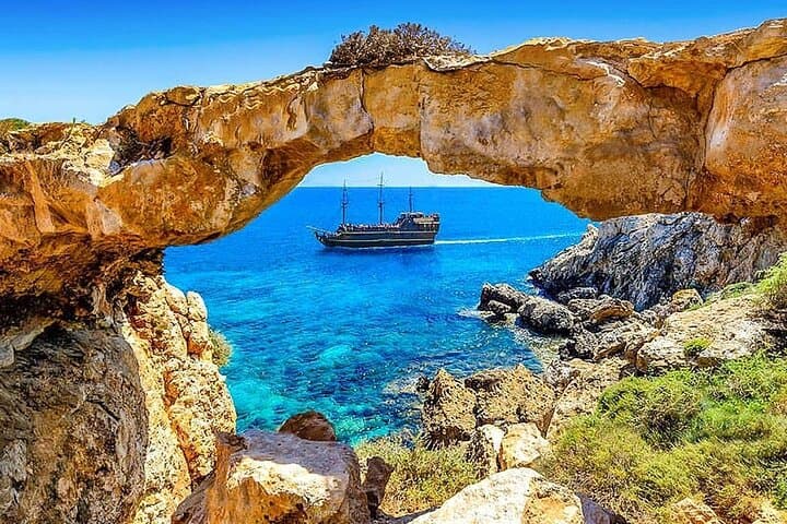 Private 6-Day Cyprus Family Tour from Larnaca — Nicosia, Kyrenia, Paphos & Larnaca