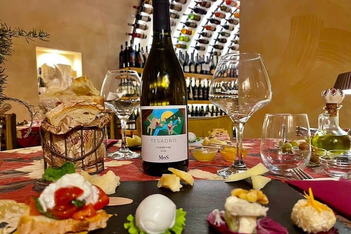 Rome Self-Guided Walking Tour with Fabullus Food & Wine Tasting photo 5