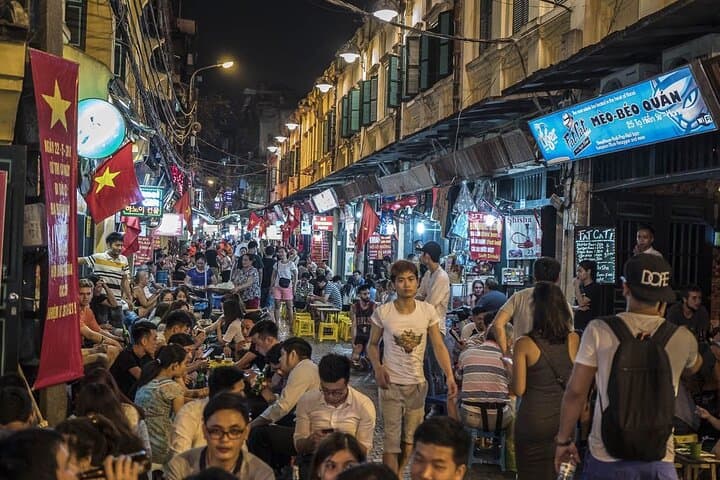 Hanoi City Sightseeing Shore Excursion from Halong Port — Private 8-Hour Tour photo 4