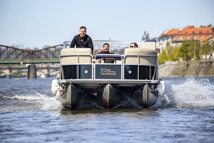 Private 3-Hour Pontoon Cruise on Prague’s Vltava — Unlimited Beer or Prosecco