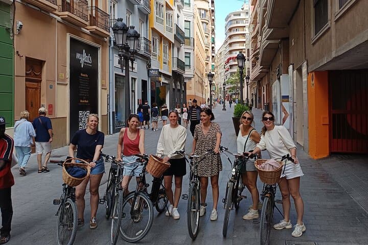 Alicante E-Bike City Tour: Coast, Old Town & Explanada in 2.5 Hours photo 1