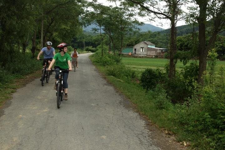 Mai Chau Cycling Escape: 3-Day Hanoi to Mai Chau Bike and Trek Adventure photo 3