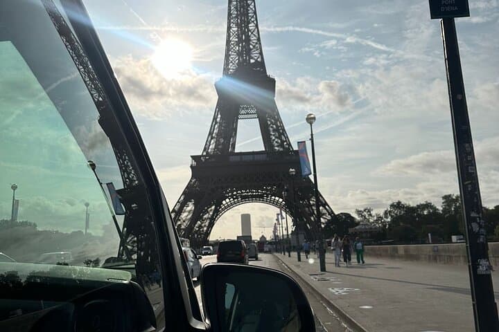 Paris Private Chauffeured Highlights Tour — Customizable Half- or Full-Day City Drive photo 6
