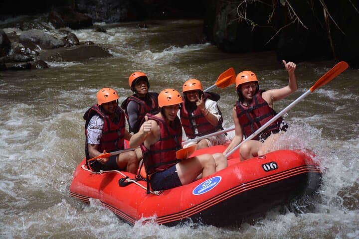 Telaga Waja Rafting & Zipline: 18km Bali Whitewater Day Trip with Riverside Lunch photo 6