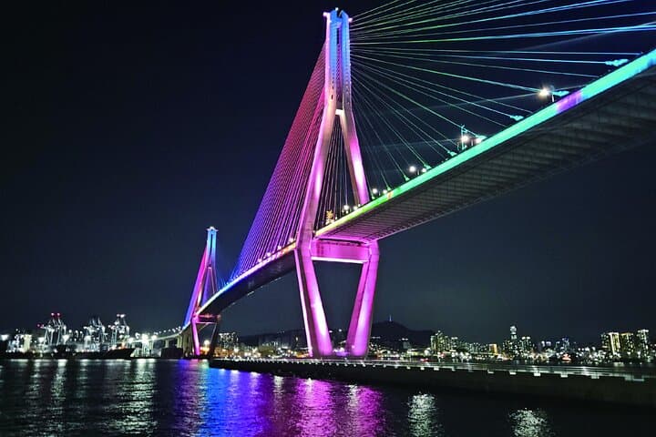 Busan Night Market & Views Minivan Tour — Jagalchi, Gamcheon, Songdo Skywalk photo 2