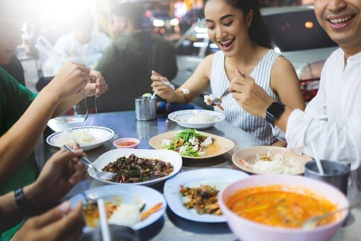 Taste Thai Town: Gourmet LA Thai Town Walking Food Tour in Hollywood