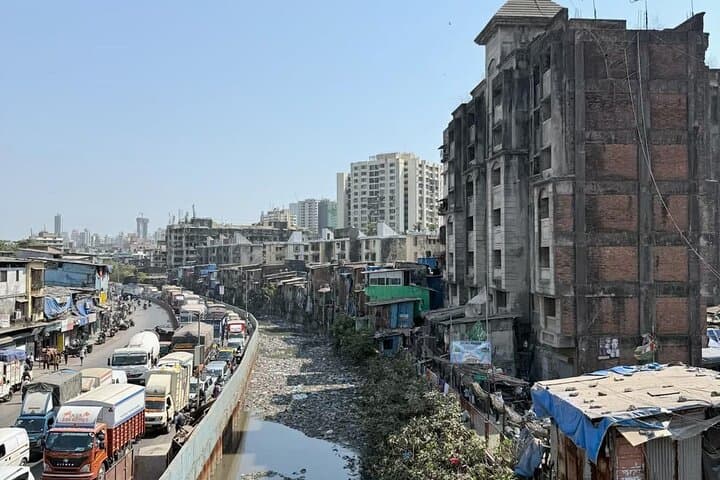 Dharavi Slum Walking Tour: Mumbai’s Untold Urban Stories photo 2