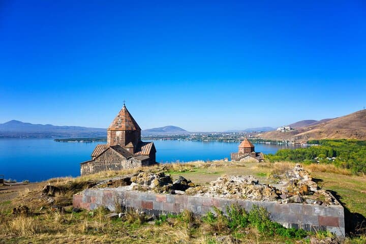 Armenia Day Tour: Dilijan, Lake Sevan & Yerevan — Sevanavank and Haghartsin Highlights photo 5