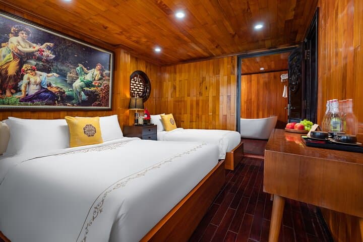 2-Day Overnight Halong Bay Cruise: Sung Sot Cave, Titop Island & Luon Cave photo 2