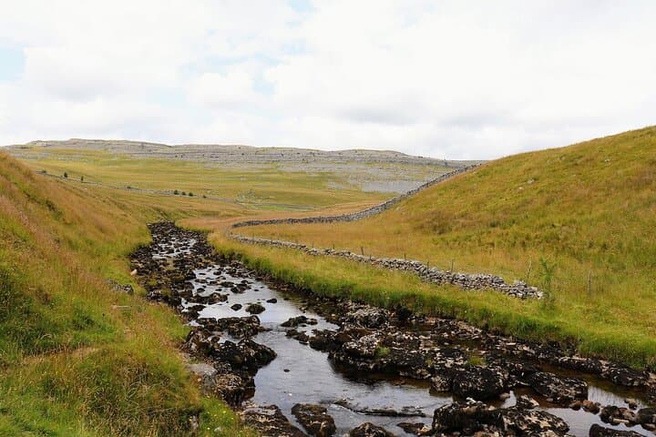 Self-Guided Yorkshire Dales & Brontë Country Road Trip — 119-Mile Scenic Itinerary